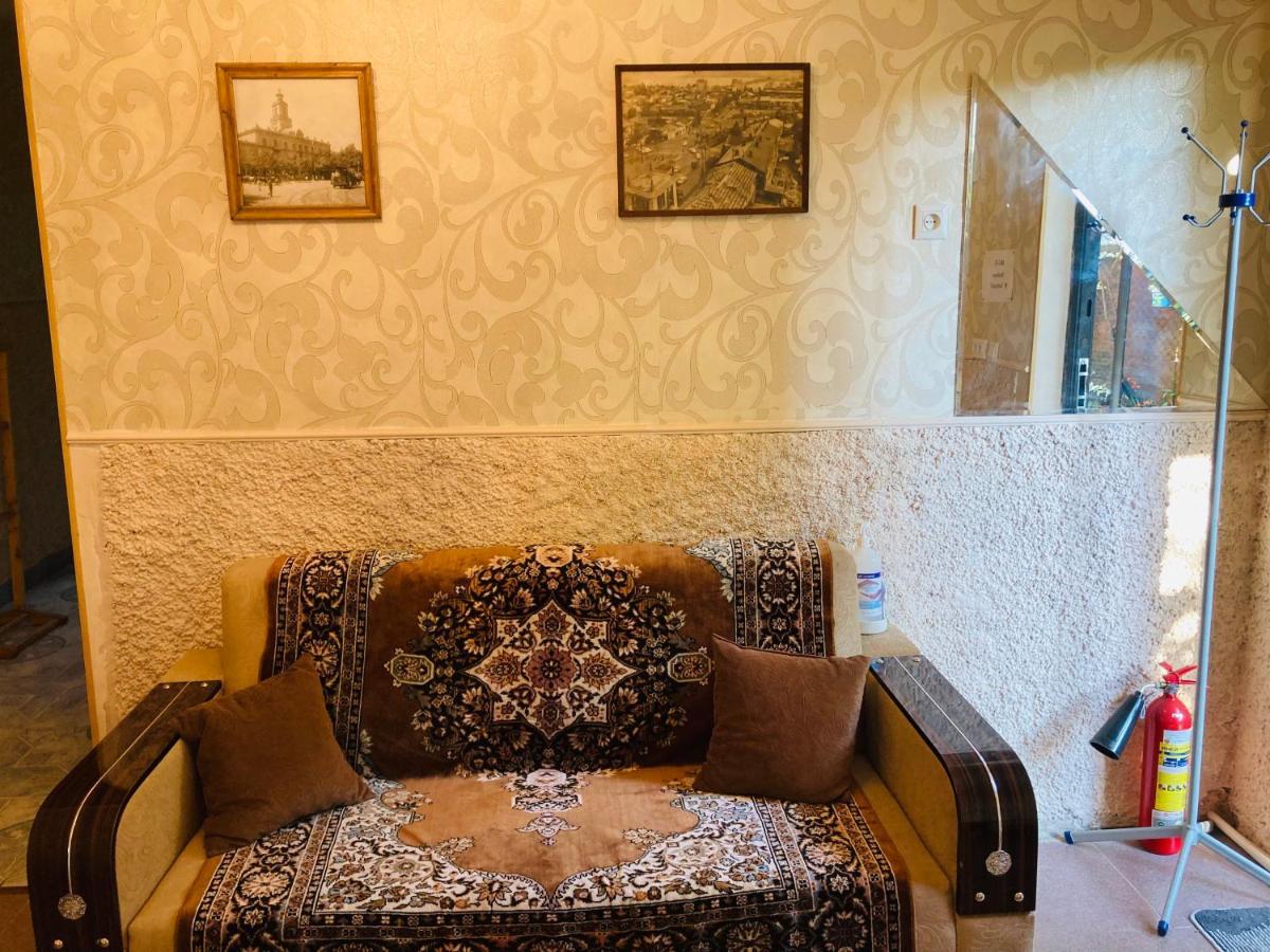 Guest House Barbi Batumi Exterior photo