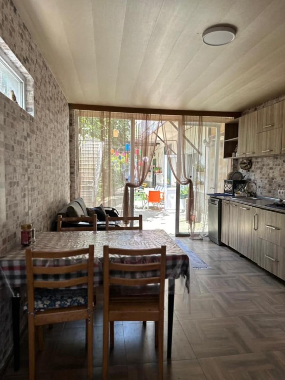 Guest House Barbi Batumi Exterior photo