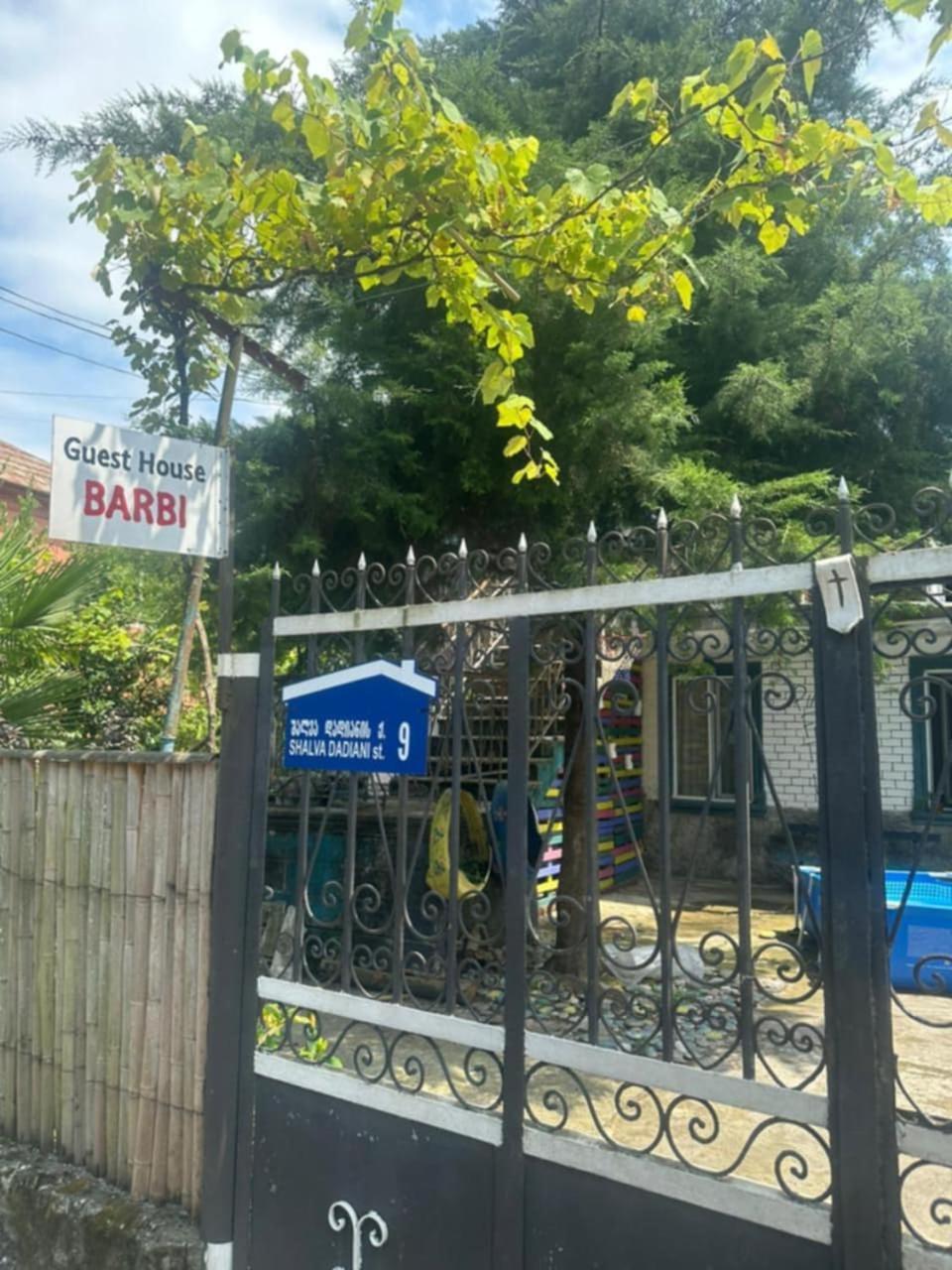 Guest House Barbi Batumi Exterior photo