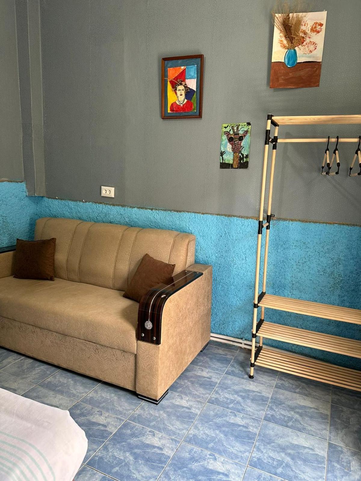 Guest House Barbi Batumi Exterior photo