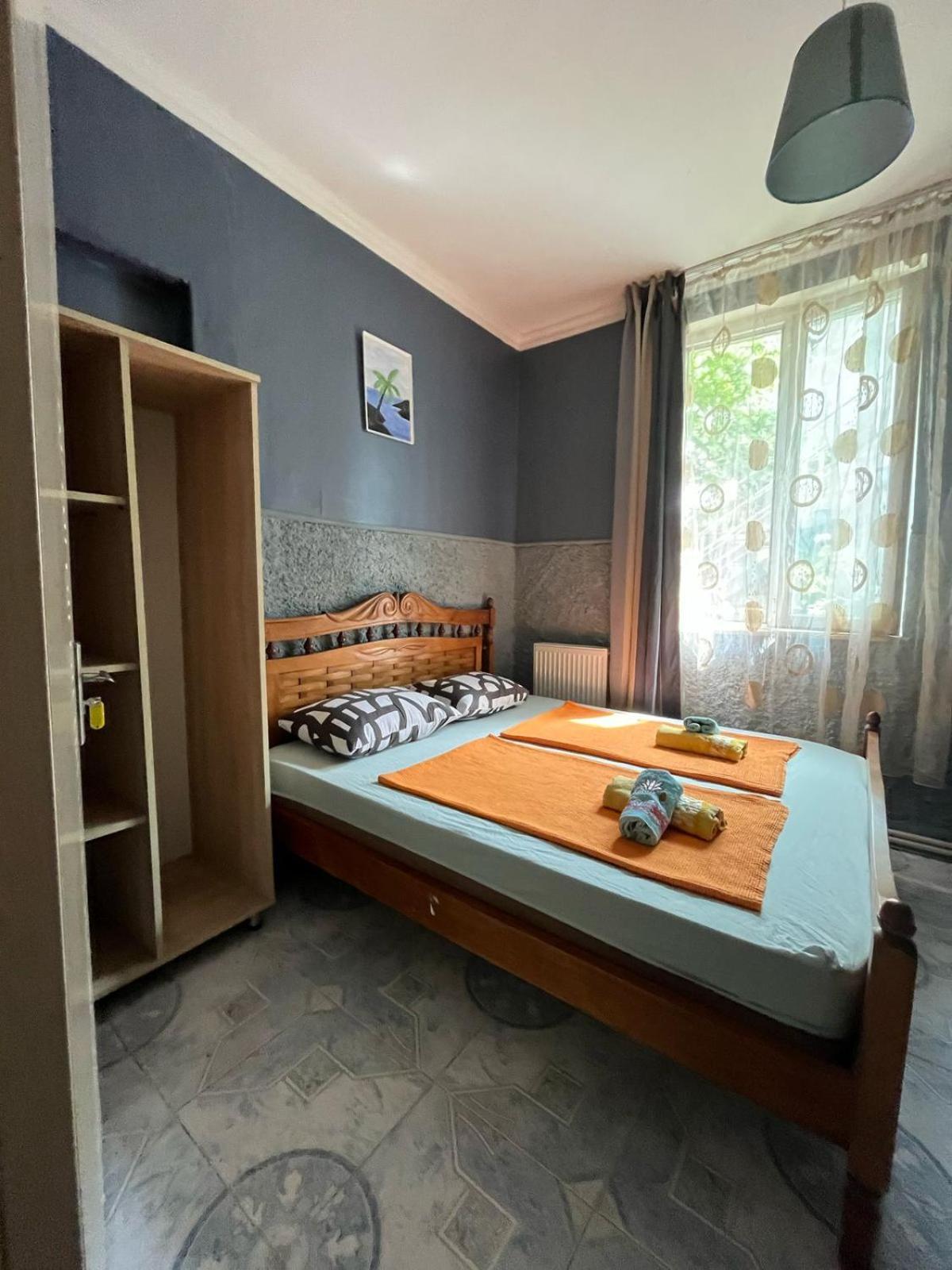 Guest House Barbi Batumi Exterior photo